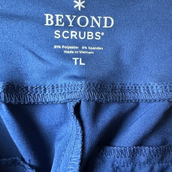 Navy Tapered Leg Scrub Pants – Beyond Scrubs – Women’s Tall Large - Picture 5 of 9